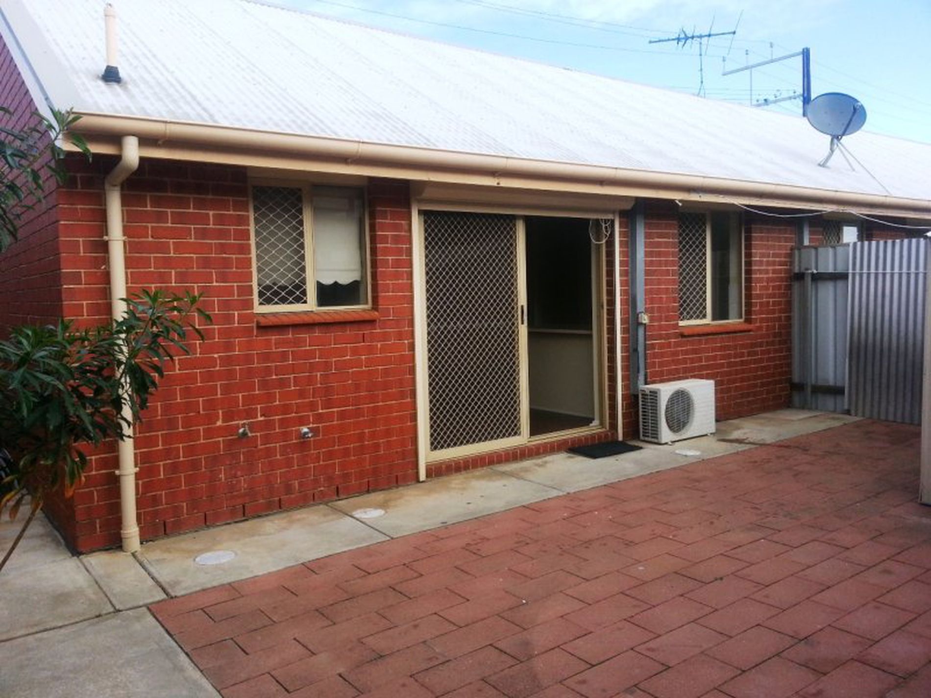 4 / 17 Leadenhall Street, Port Adelaide