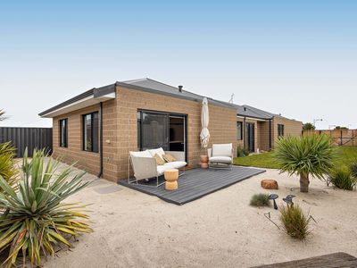 12 Claret Loop, Woodvale