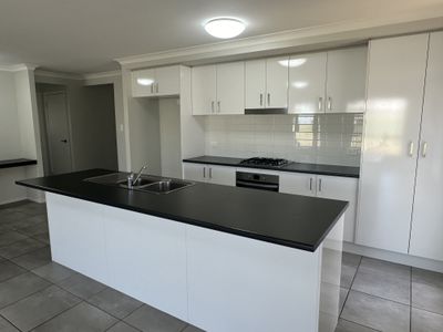 14 Severn Circle, Dubbo