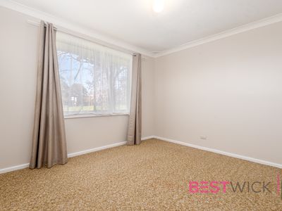 5 Gowan Place, Blayney