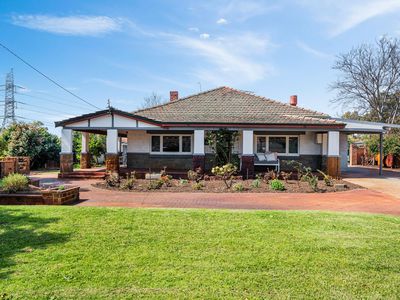 17 Shadwell Court, Caversham