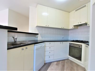 306 / 323 Dandenong Road, Prahran