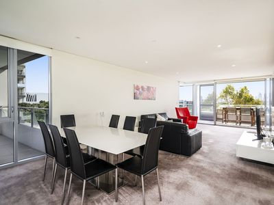 307 / 30 The Circus, Burswood