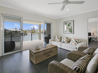 165 Monaco Street, Broadbeach Waters