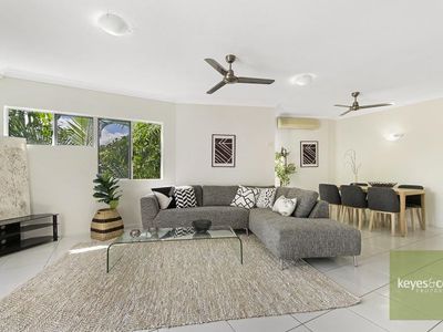 2 / 8 Paxton Street, North Ward