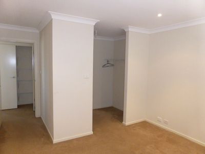 13 Ingleburn Gardens Drive, Ingleburn