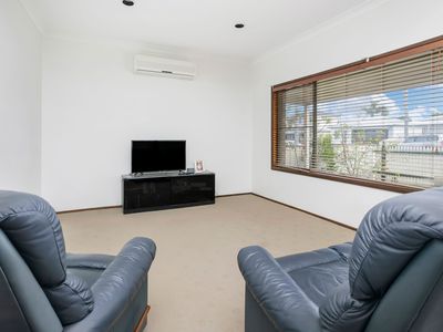 35 Antrim Avenue, Warilla