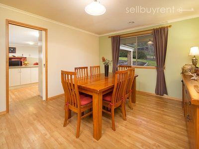 19 LAMBOURN DRIVE, Wodonga