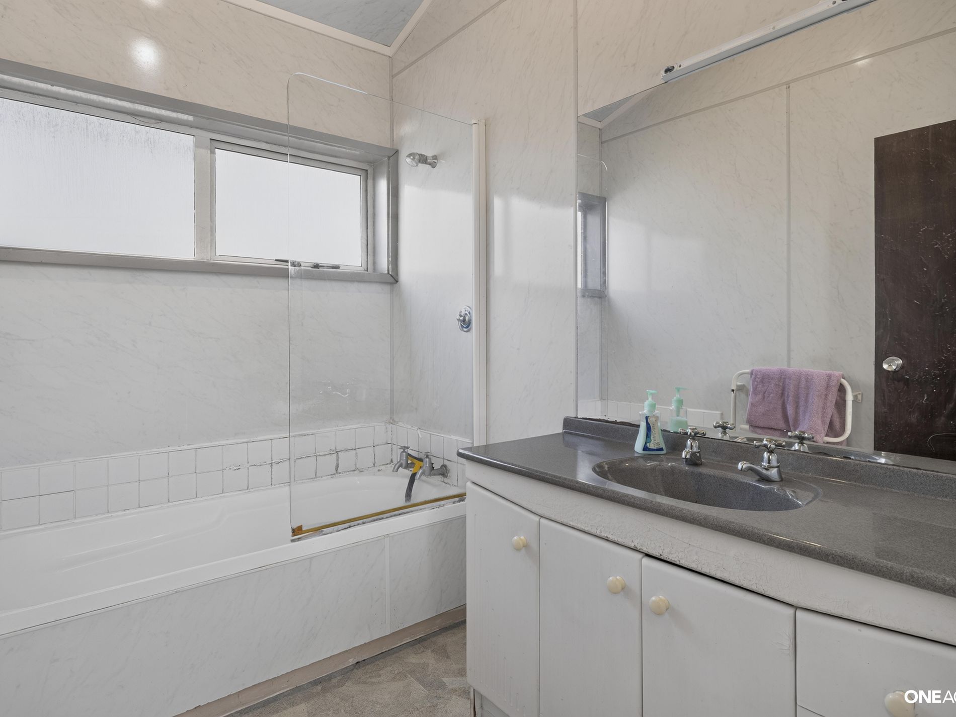 129 Gloaming Hill, Titahi Bay