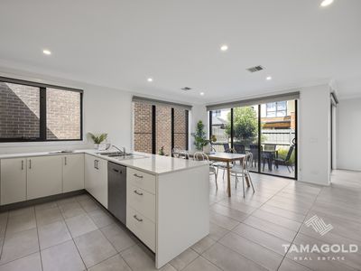 2 Juncus Street, Narre Warren