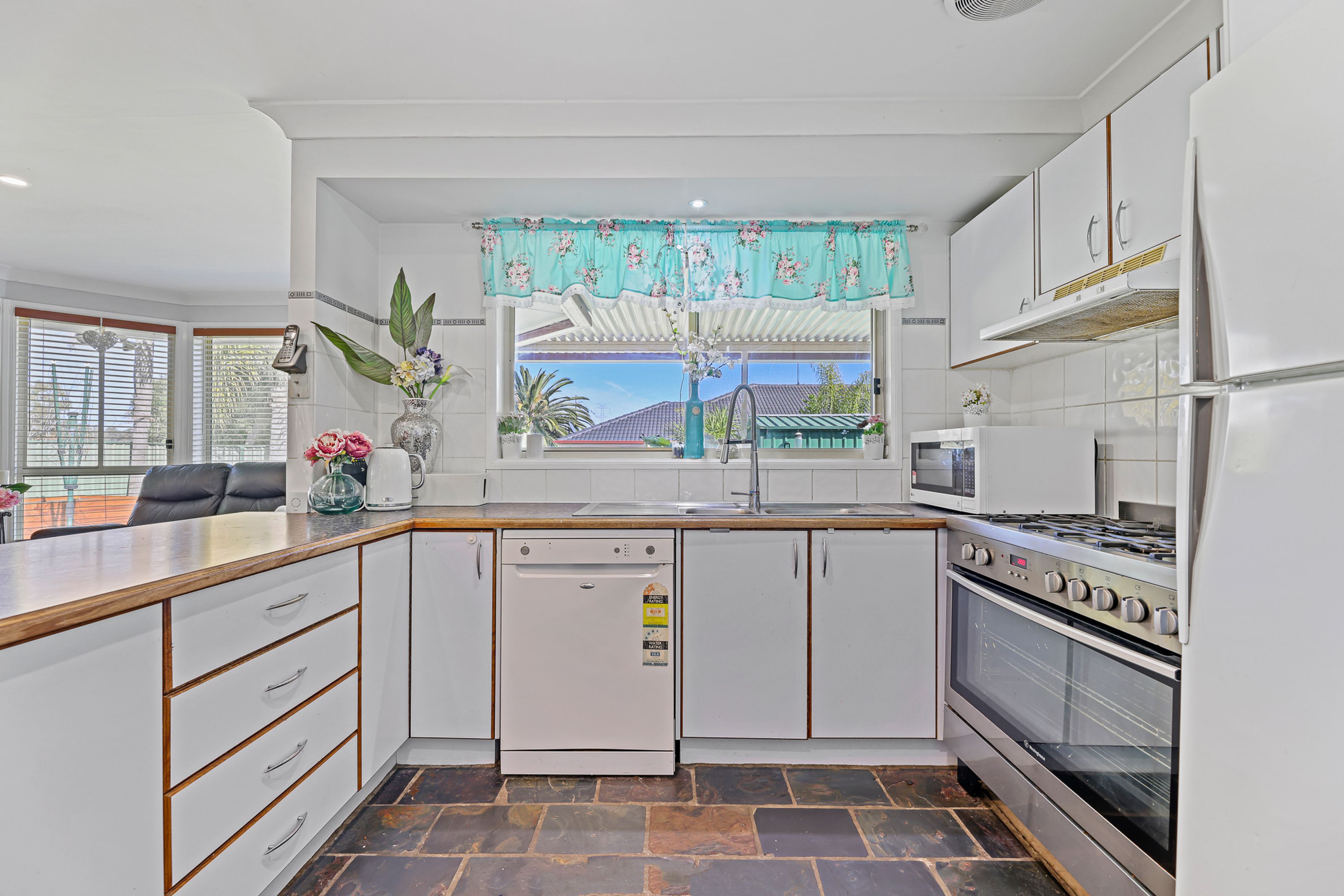 13 Ormonde Close, GLENMORE PARK