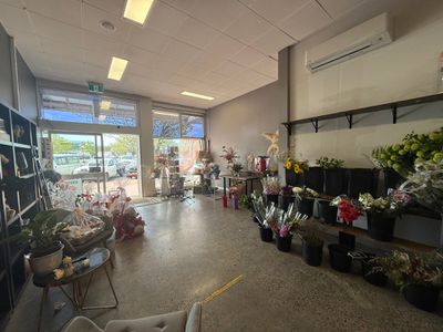 Shop 1 / 16 Borrack Square, Altona North