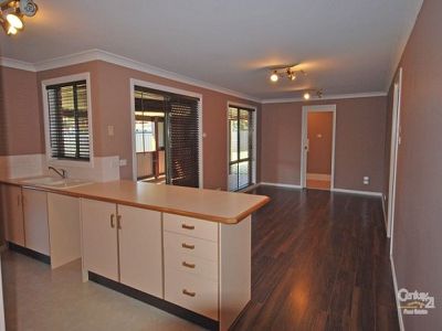 9 Wise Close, Dubbo