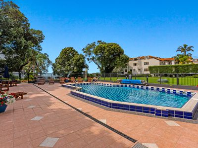 4E/175 Hurstmere Road, Takapuna