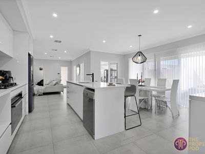 12 Bate Close, Piara Waters