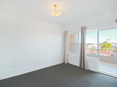 12 / 37 Kings Road, Brighton-le-sands