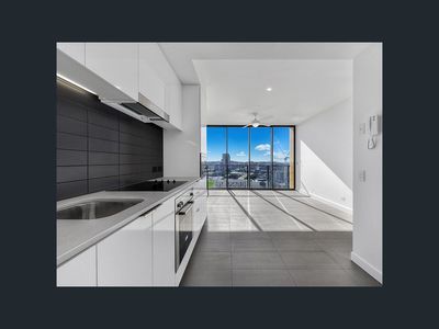 1211 / 10 Trinity Street, Fortitude Valley