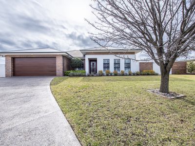 6 Dal Santo Court, Dubbo