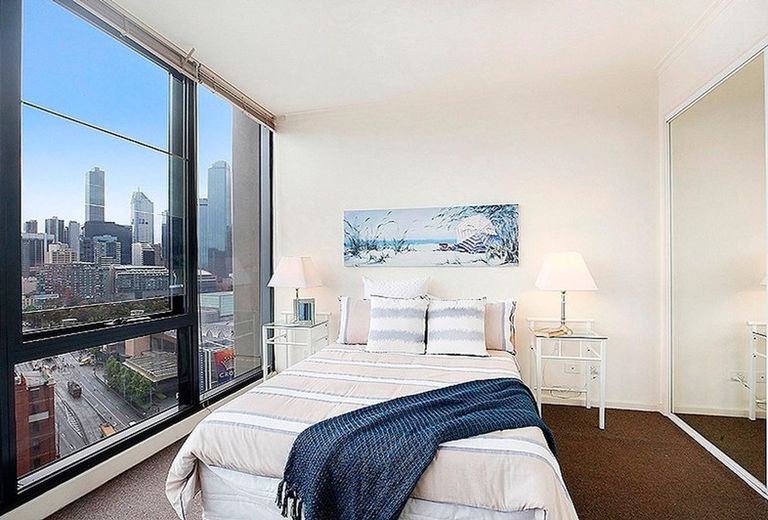 1700 / 63 WHITEMAN STREET, Southbank