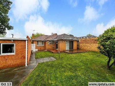 27 Muir Street, Mount Waverley