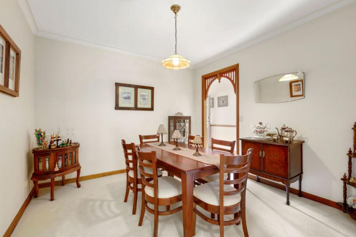 35 Nerang River Drive, Nerang