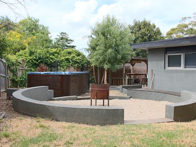 2 Dampier Court, Grovedale