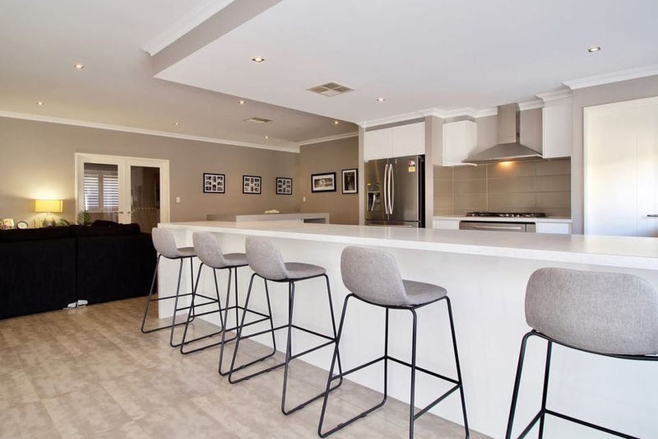 6 Pavonia Parade , Baldivis