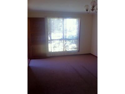 2 / 3 Perkins Avenue, Hoppers Crossing