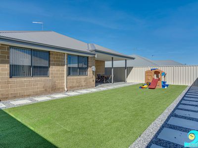 10 Paddle Way, Yanchep