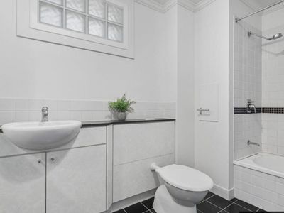 14j / 811 Hay Street, Perth