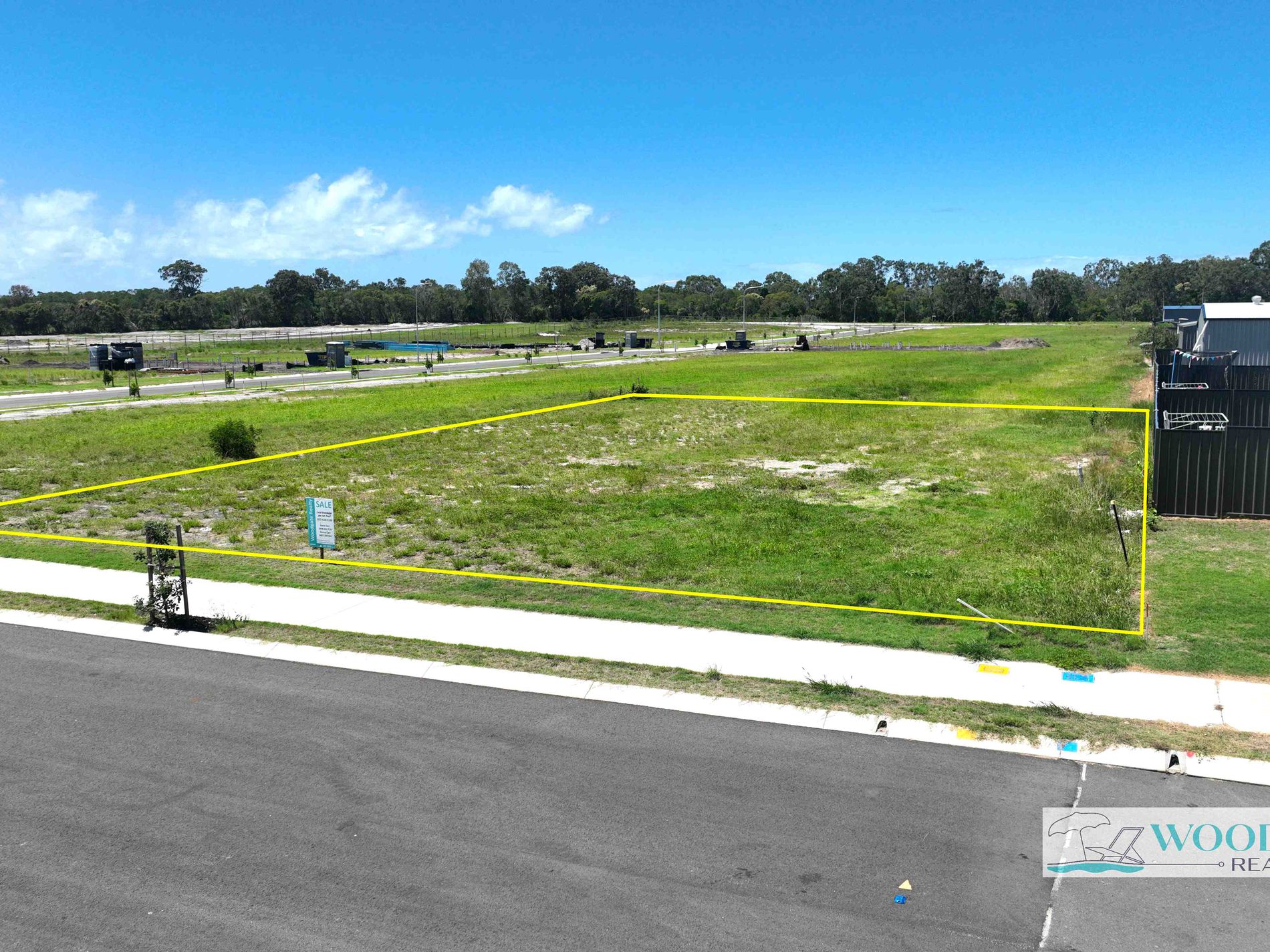 Lot 124, Frizzells, Woodgate