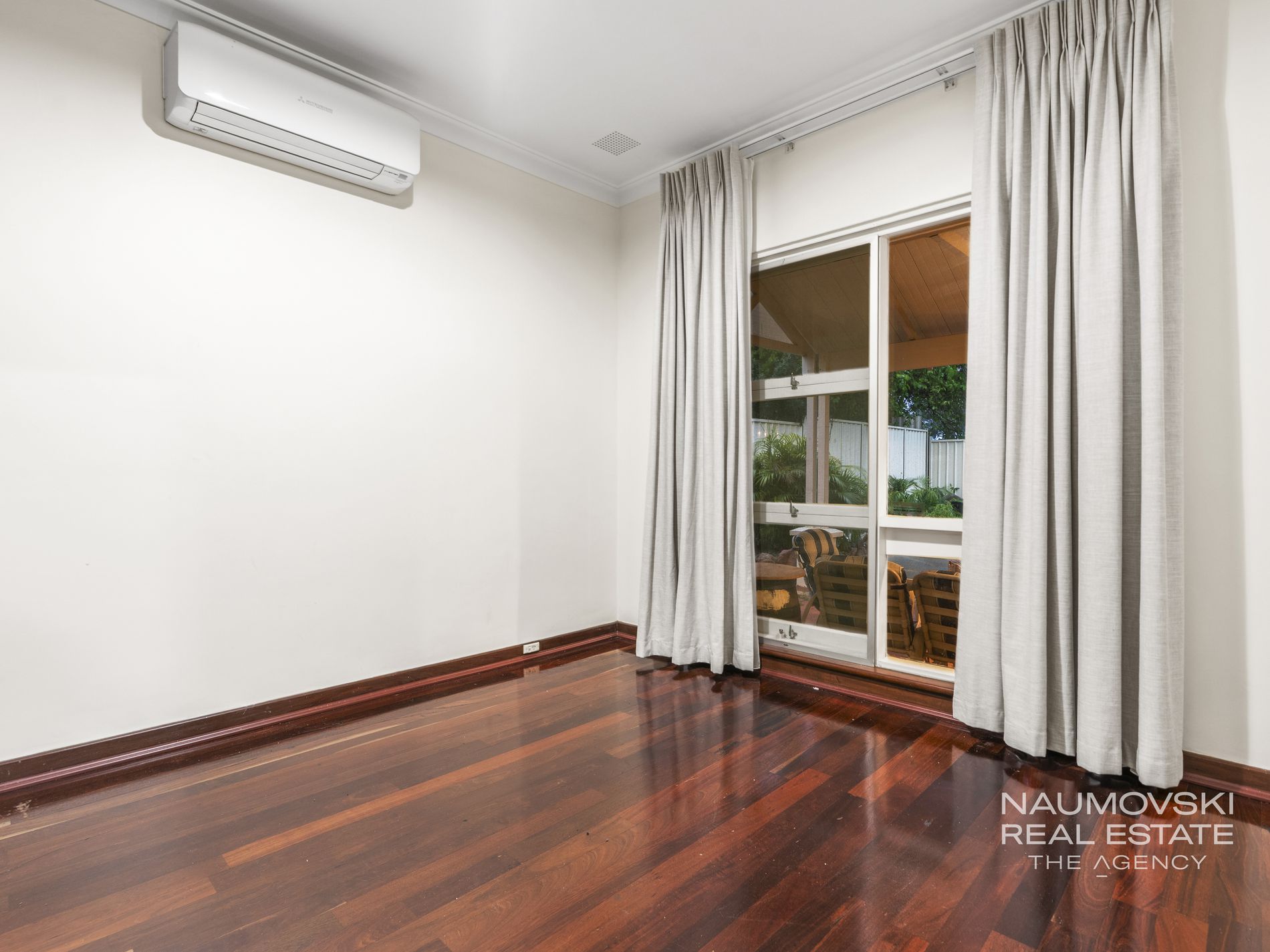 16 Hotchkiss Drive, Balcatta