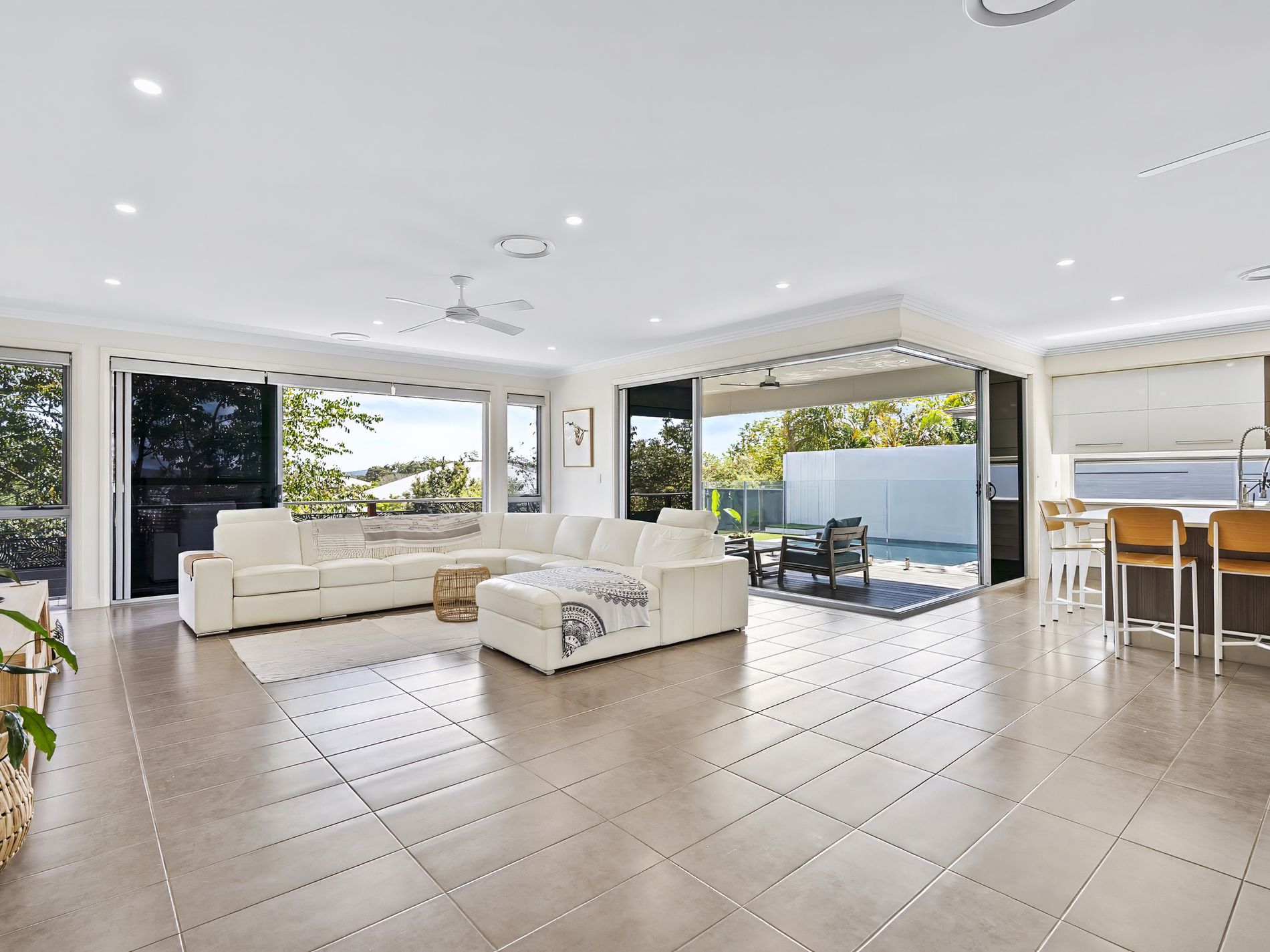 10 Tea Tree Grove, Peregian Springs