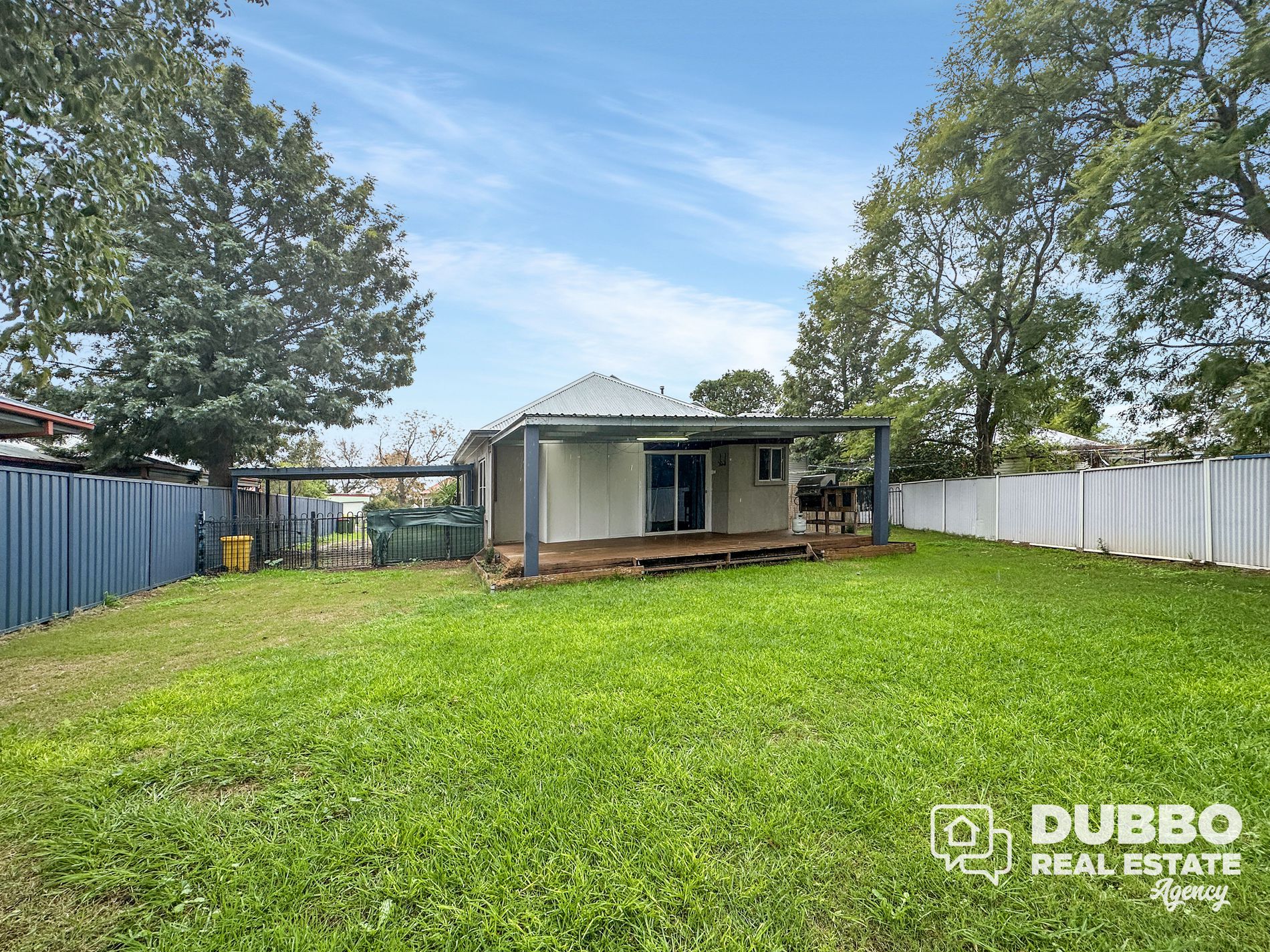 2 / 4 Gloucester Avenue, Dubbo