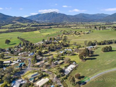 5 Cuthbert Street, Tawonga