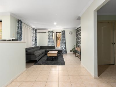 13 / 11 Hazlett Way, Canning Vale