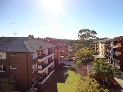 13 / 32 Guinea Street, Kogarah
