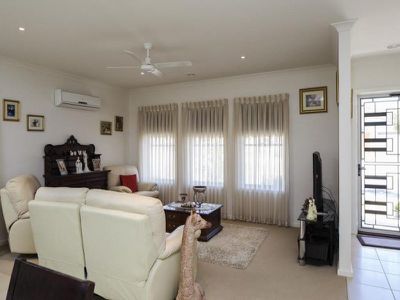 30 Barnett Drive, Kangaroo Flat