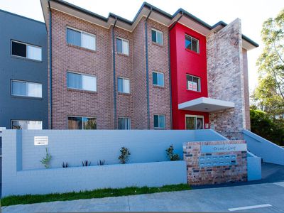 6 / 2 Dressler Court, Holroyd