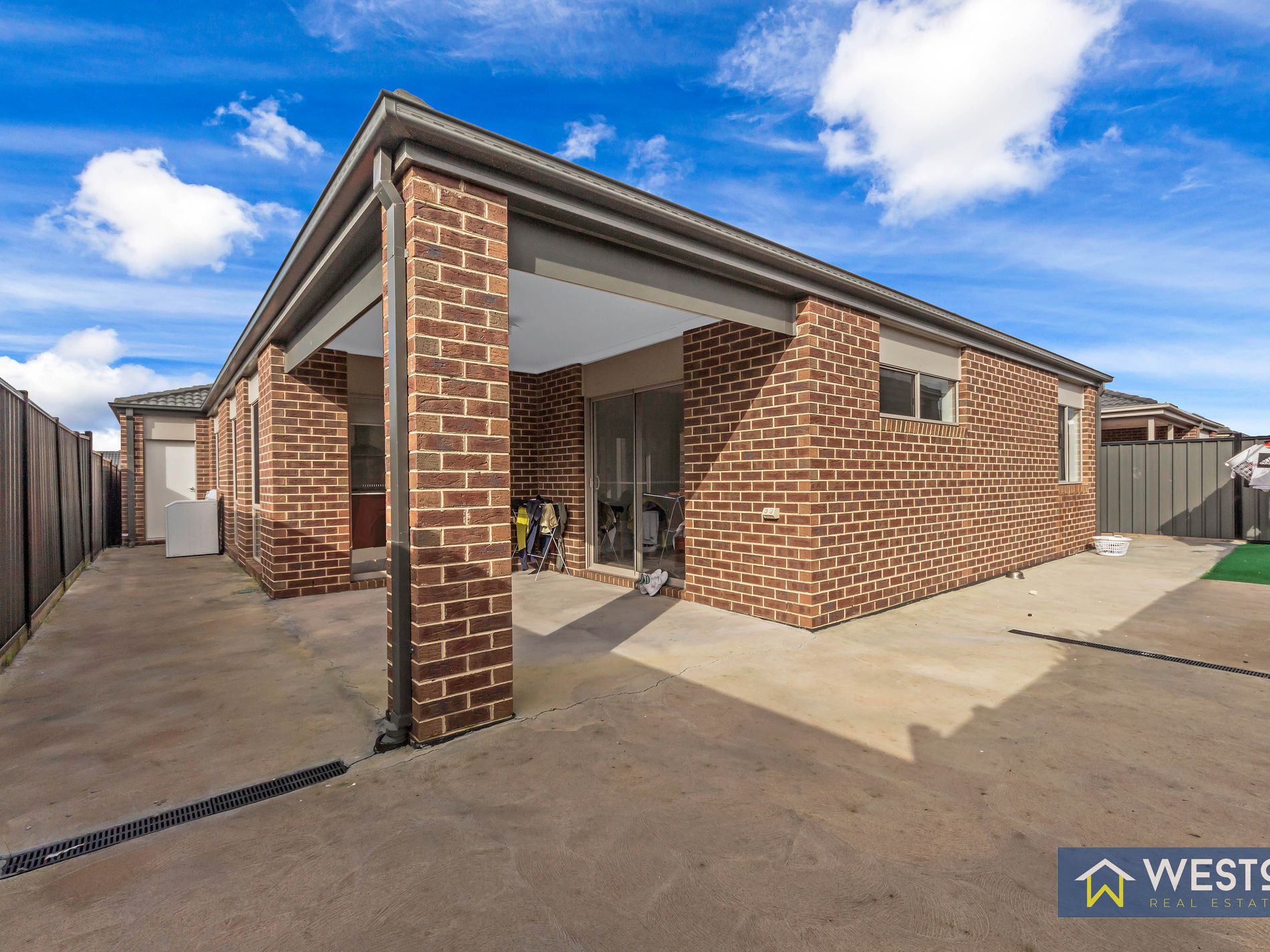 21 Loudon Circuit, Craigieburn Westo Real Estate