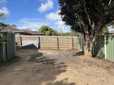8 Westminster Drive, Werribee