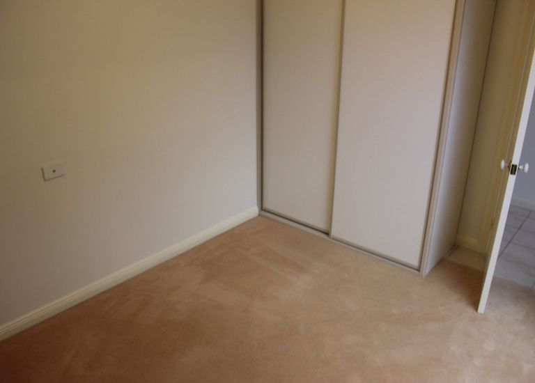2 Phyllis Court, Trott Park