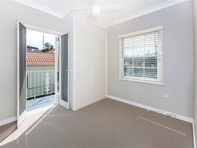 1 / 10 Marr St, Wollongong