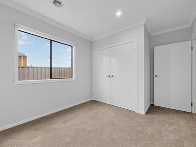 34 Tomatina Way, Berwick