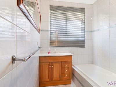 1A Highbury Drive, Highbury