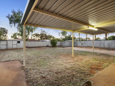 10 O'Connor Way, West Lamington
