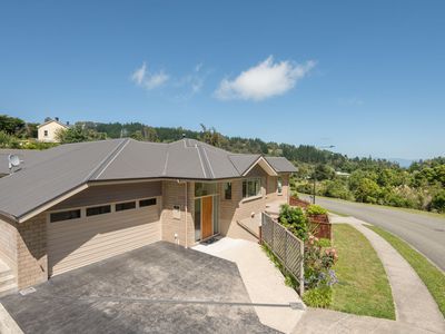 16 Saddleback Road, Todds Valley