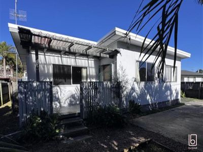 11 Cadonia Road, Tuggerawong