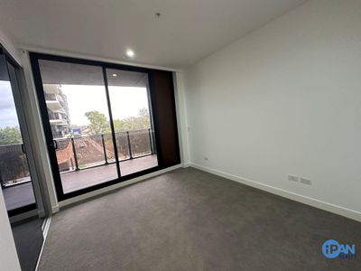 405 / 12 Jack Brabham Drive, Hurstville