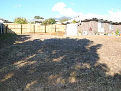 6 Normanton Close, Rosewood